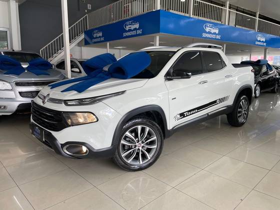FIAT TORO 2.0 16V TURBO DIESEL VOLCANO 4WD AT9